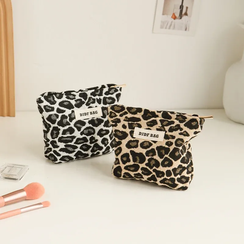 petit porte-monnaie imprimé léopard, sac de maquillage pour femmes, sac de rangement de cosmétiques portable, sac de rouge à lèvres à la mode, sac de doublure pour les déplacements quotidiens