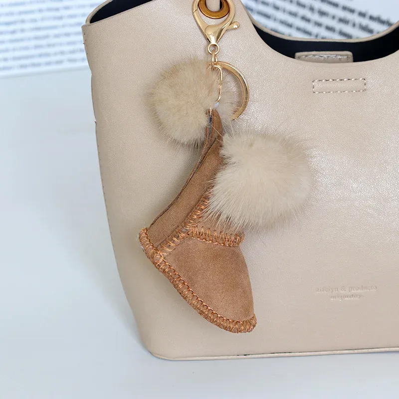 porte-clés mignon pour sac à dos, accessoire de sac à dos, bottes, décor de téléphone, cadeau d'hiver, pendentif de sac de luxe à la mode