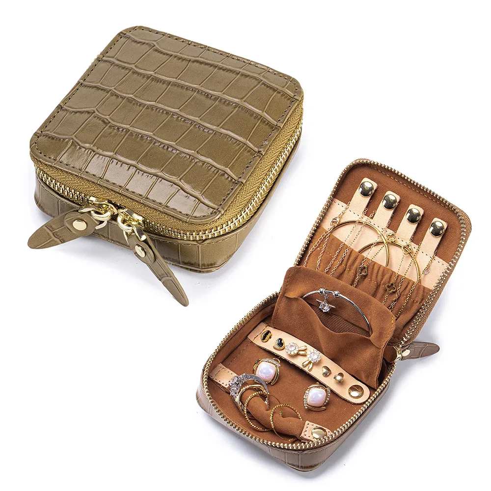 organisateur bijoux cuir crocodile marron noir beige velours brun compartiments pliable extensible cosmétiques pliant rangement voyage