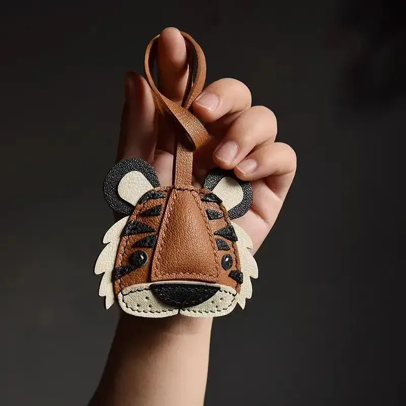 porte-clés de voiture en cuir fait à la main, cadeau créatif unique pour hommes et femmes, tigre daji, organisateur de clé original, sac à main