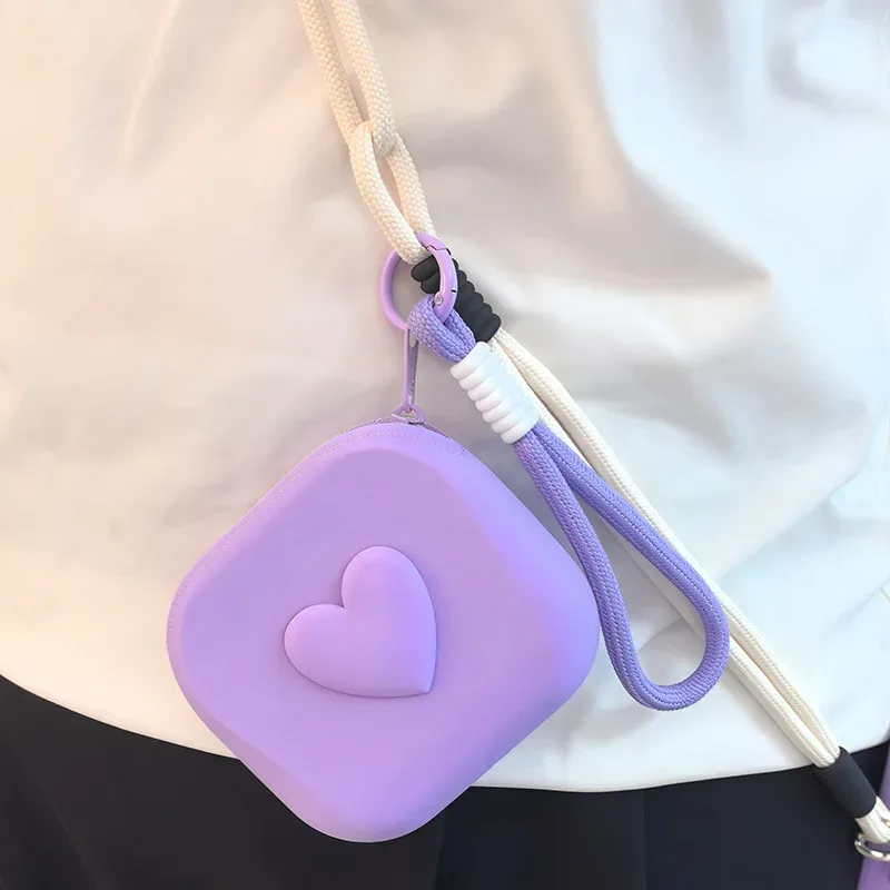 1 pièce pochette de rangement en silicone en forme de cœur, porte-monnaie, portefeuille, avec cordon tressé, organisateur portable pour câbles de données, écouteurs et clés
