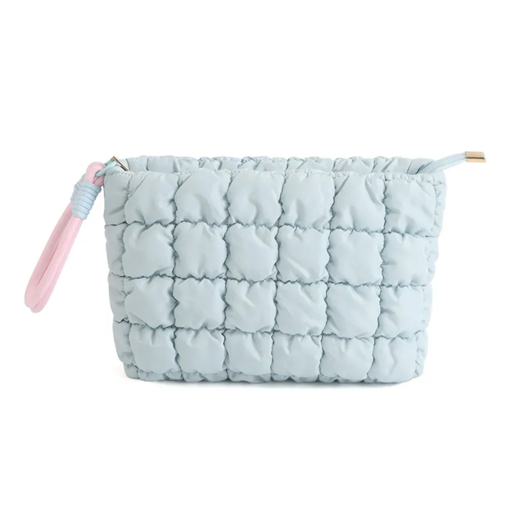 sac de maquillage matelassé bouffant mignon, sac à cosmétiques pour femmes et filles, pochette de toilette de voyage bouffante, sac à fermeture éclair à carreaux, sac de rangement de maquillage