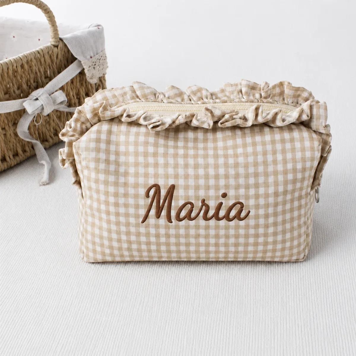 pochette à maquillage personnalisée avec une délicate bordure à volants, jolie pochette cosmétique coréenne douce, idéale pour un usage quotidien ou en vacances, cadeau pour demoiselle d'honneur