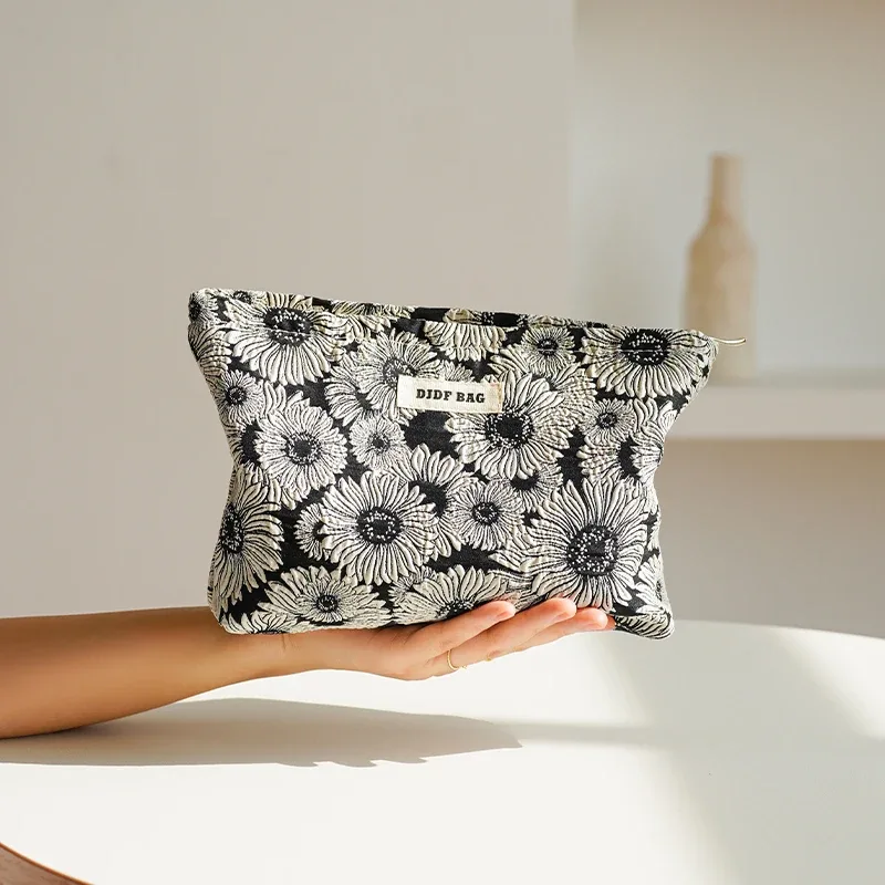 trousse toilette polyester floral fleur rose vert violet blanc motif géométrique marguerites bleu jaune voyage grande capacité