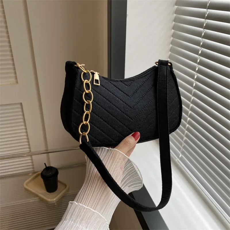 mini sacs à bandoulière pour femmes, sac en feutre à la mode, design avancé sous les bras, beaux sacs à main croissant, sacoche de selle 2025