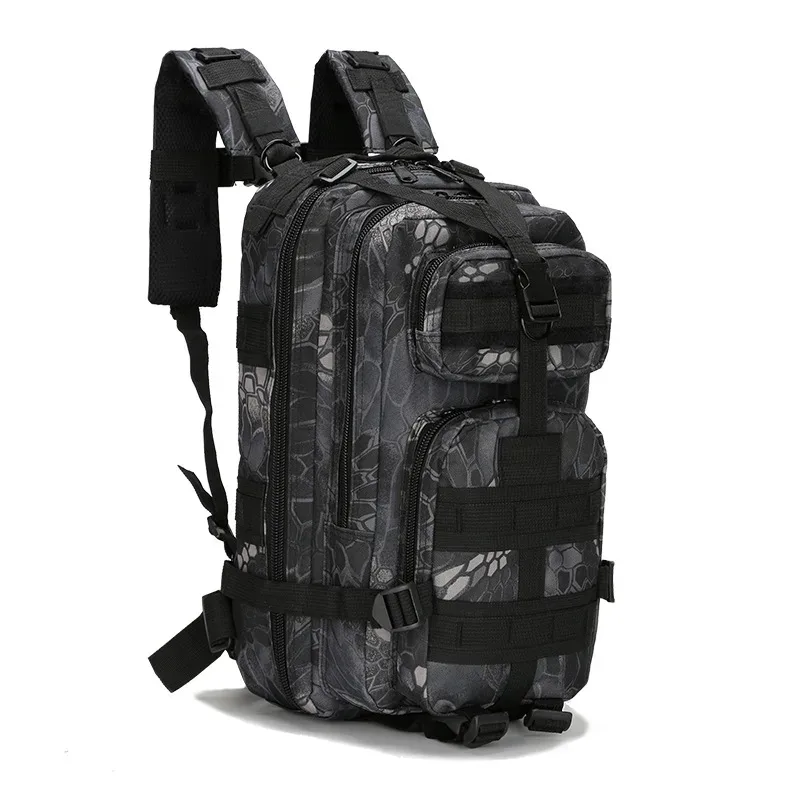 sac dos nylon camouflage vert beige marron compact 20 35 litres ventilation ceinture coussin air poche intérieure fendue poignée souple extérieure bandes ajustables