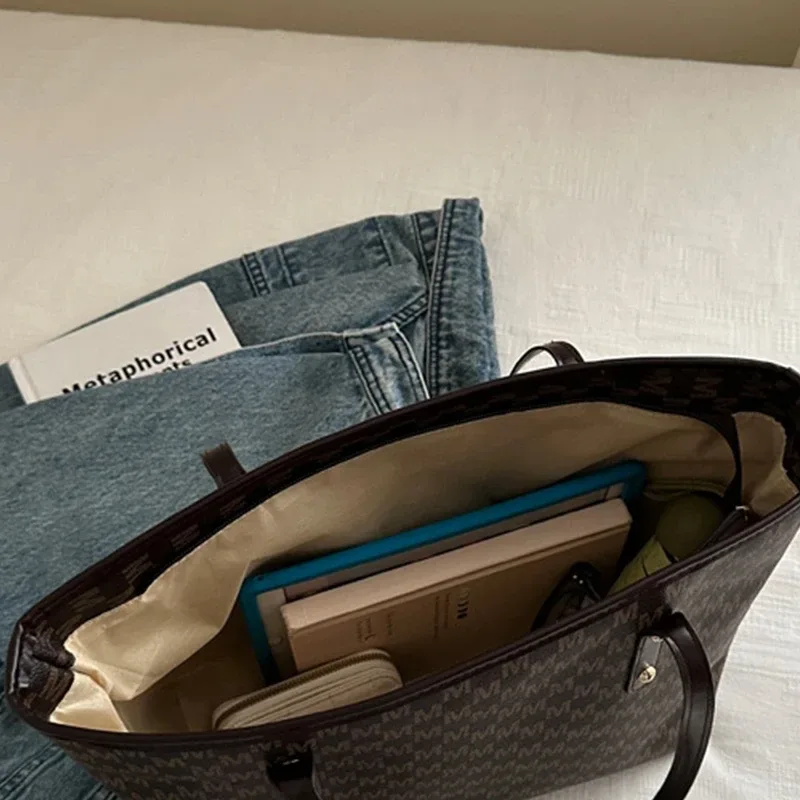 sac à bandoulière polyvalent de grande capacité avec imprimé lettres, sac à main de luxe de marque tendance rétro, sac fourre-tout pour les navetteurs