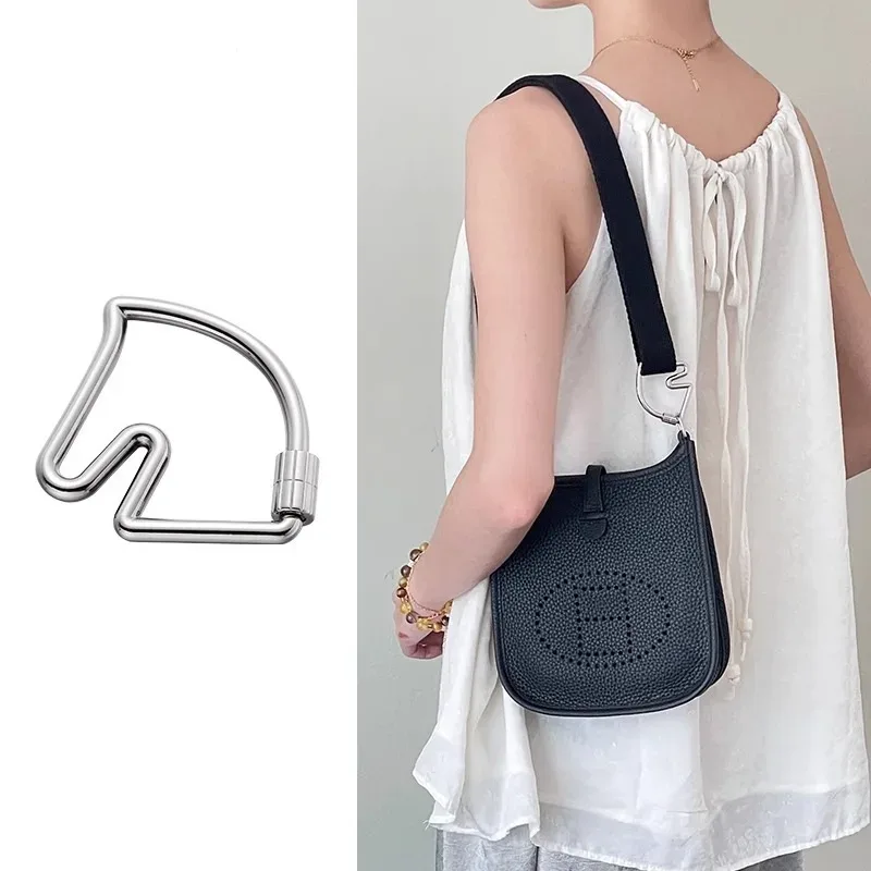 convient aux sacs, breloque de sac tête de cheval, pendentif de sac h too speed porte-clés cheval porte-clés boucle décorative sac bandoulière