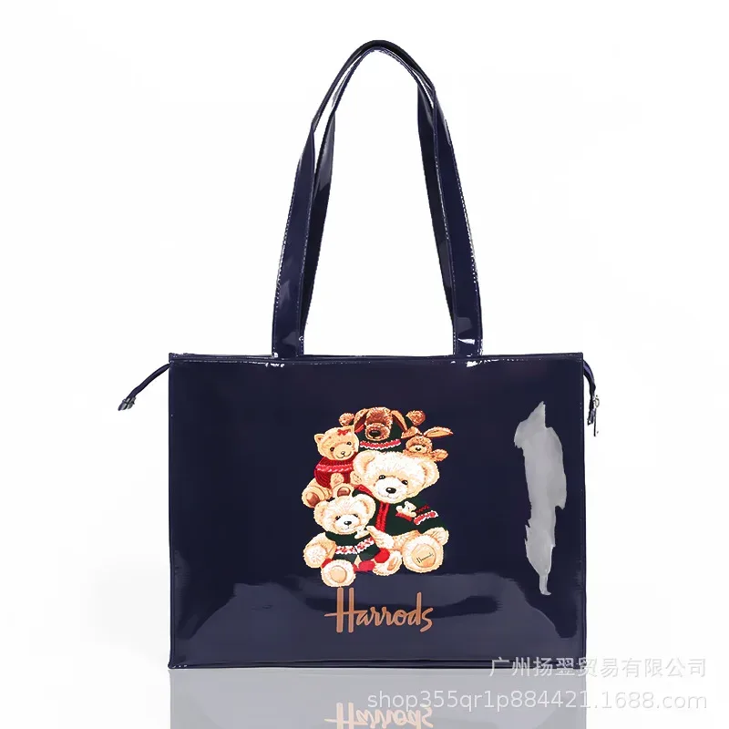 sac fourre-tout imperméable en pvc à imprimé cartoon pour femmes, sac à main décontracté et portable, sac pour le shopping, les trajets quotidiens et l'utilisation quotidienne en extérieur. ﻿