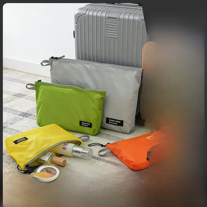 sac de rangement de voyage imperméable, sac de toilette portable de grande capacité pour les voyages d'affaires, sac organisateur de documents divers