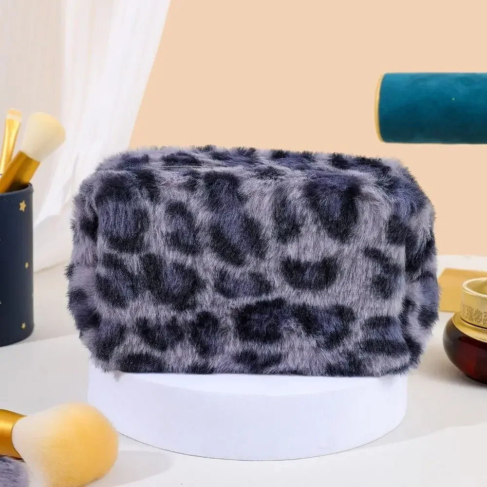 trousse de maquillage à imprimé léopard à la mode, trousse de toilette à fermeture éclair, sac cosmétique de voyage en peluche portable, grande capacité, haute qualité