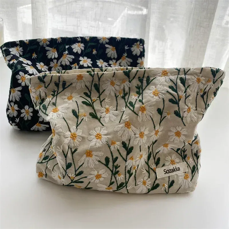 sac à cosmétiques pour femmes, pochette brodée marguerite florale, trousse de toilette de voyage coréenne, pochette de maquillage de beauté, trousse à crayons organisateur