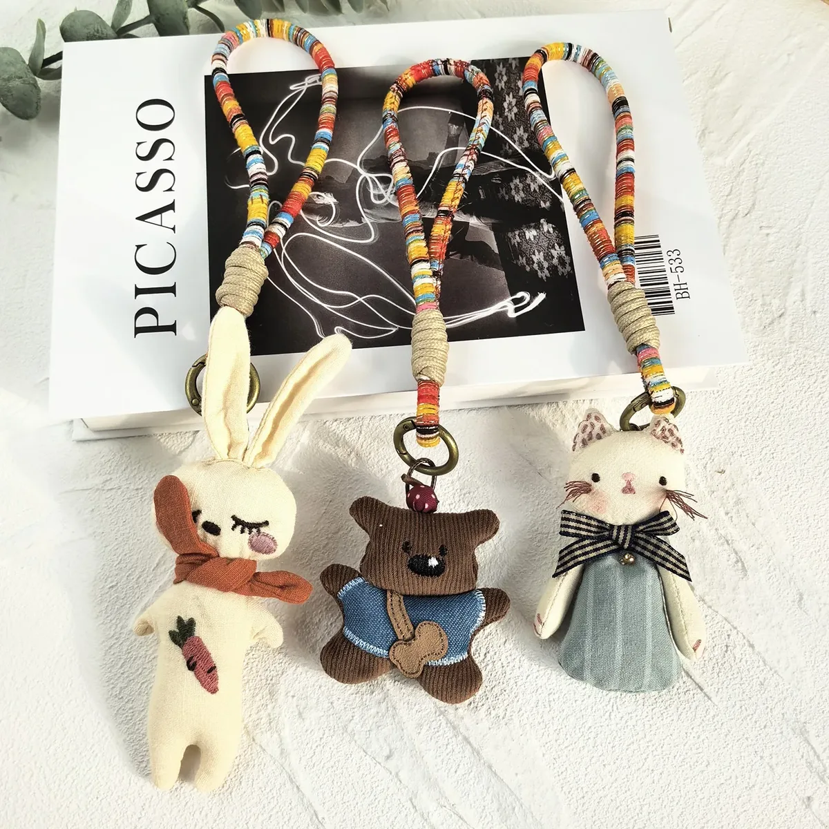 porte-clés fait à la main, adorable animal de dessin animé, à la mode, pendentif animal en tissu artisanal pour sac à dos de décoration