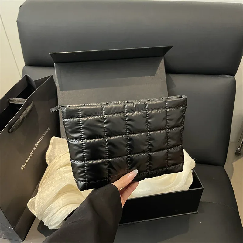 sac de rangement de maquillage de grande capacité, sac à cosmétiques de voyage de couleur unie pour femmes, sac de rangement de maquillage rembourré et matelassé