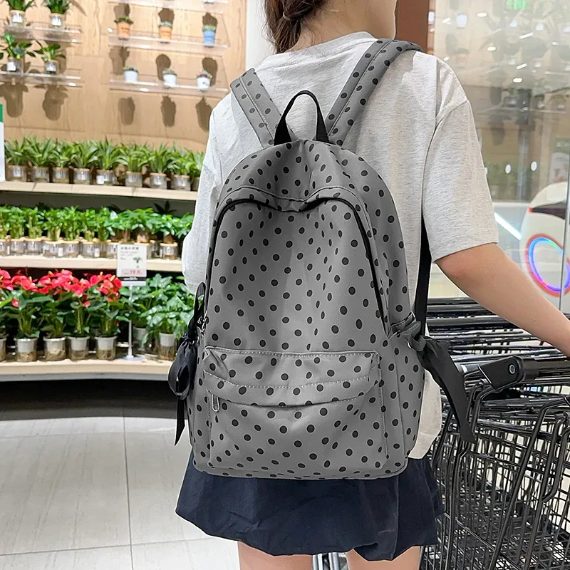 sacs à dos à pois pour femmes, sacs d'école à nœud de grande capacité pour adolescentes, sacs de loisirs ou de voyage en nylon doux, nouveau paquet de livres 2025