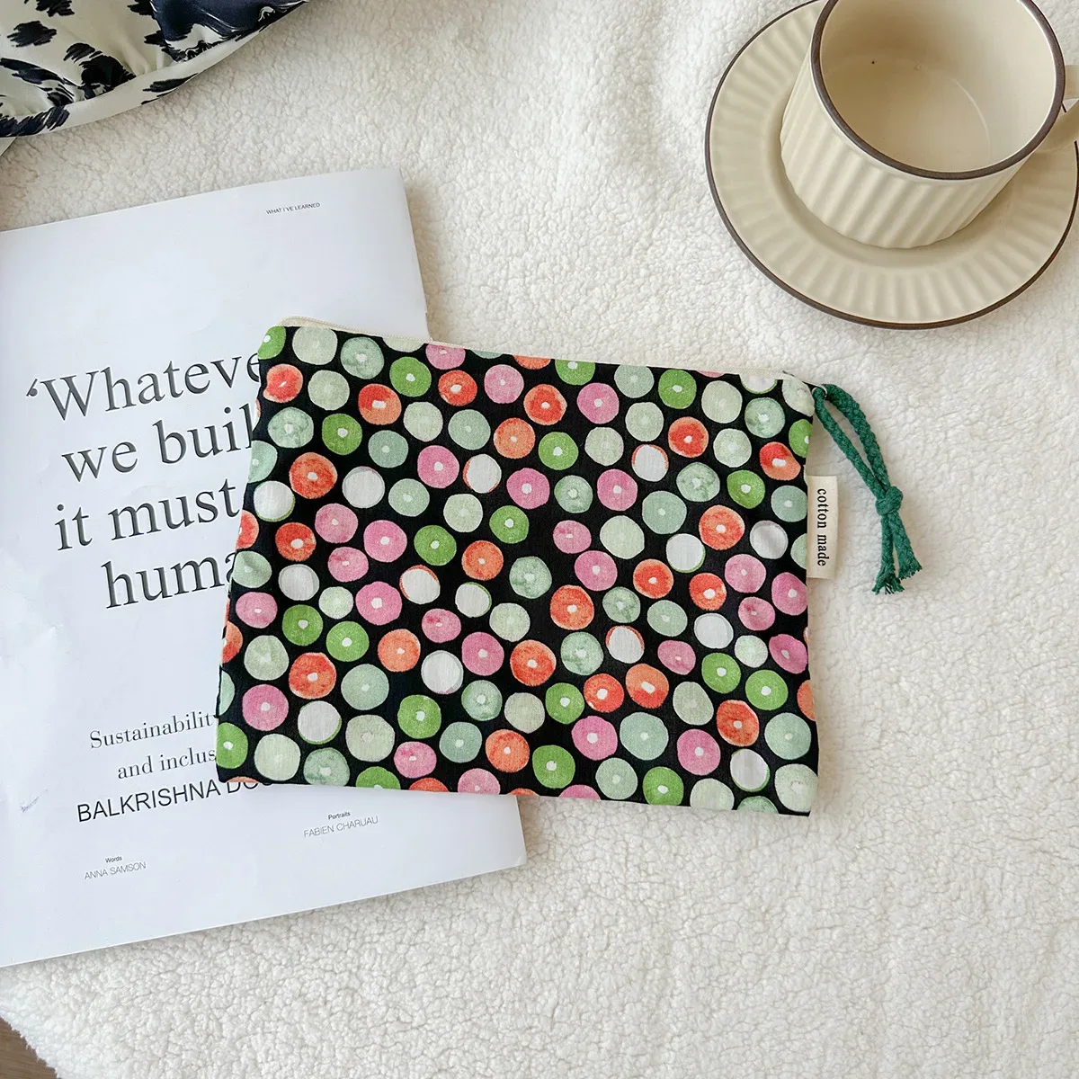 trousse toilette coton carreaux fleurs cercles animaux bleu vert rose noir portable sorties maquillage cosmétiques