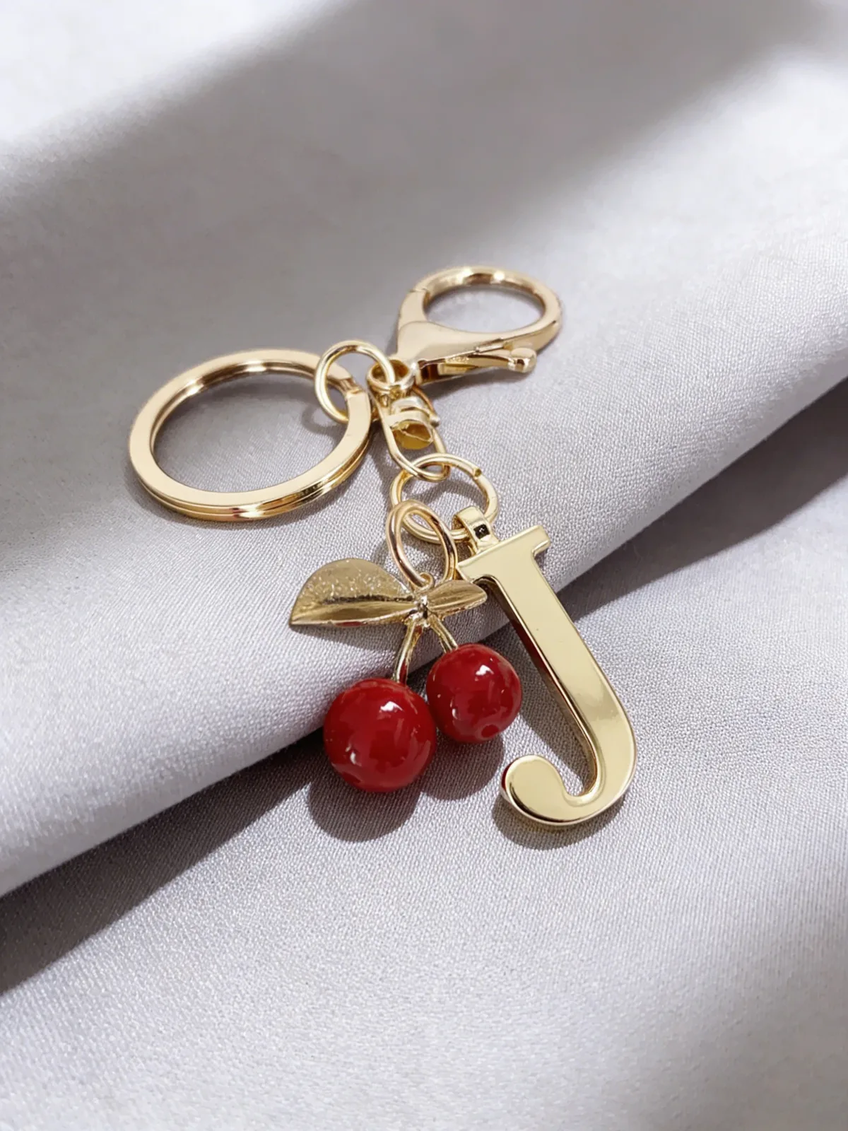 porte-clés élégant en or de qualité supérieure, pendentif 3d alphabet a-z, accessoire cœur rouge, anneau de porte-clés argenté tendance, pour sac/ordinateur portable