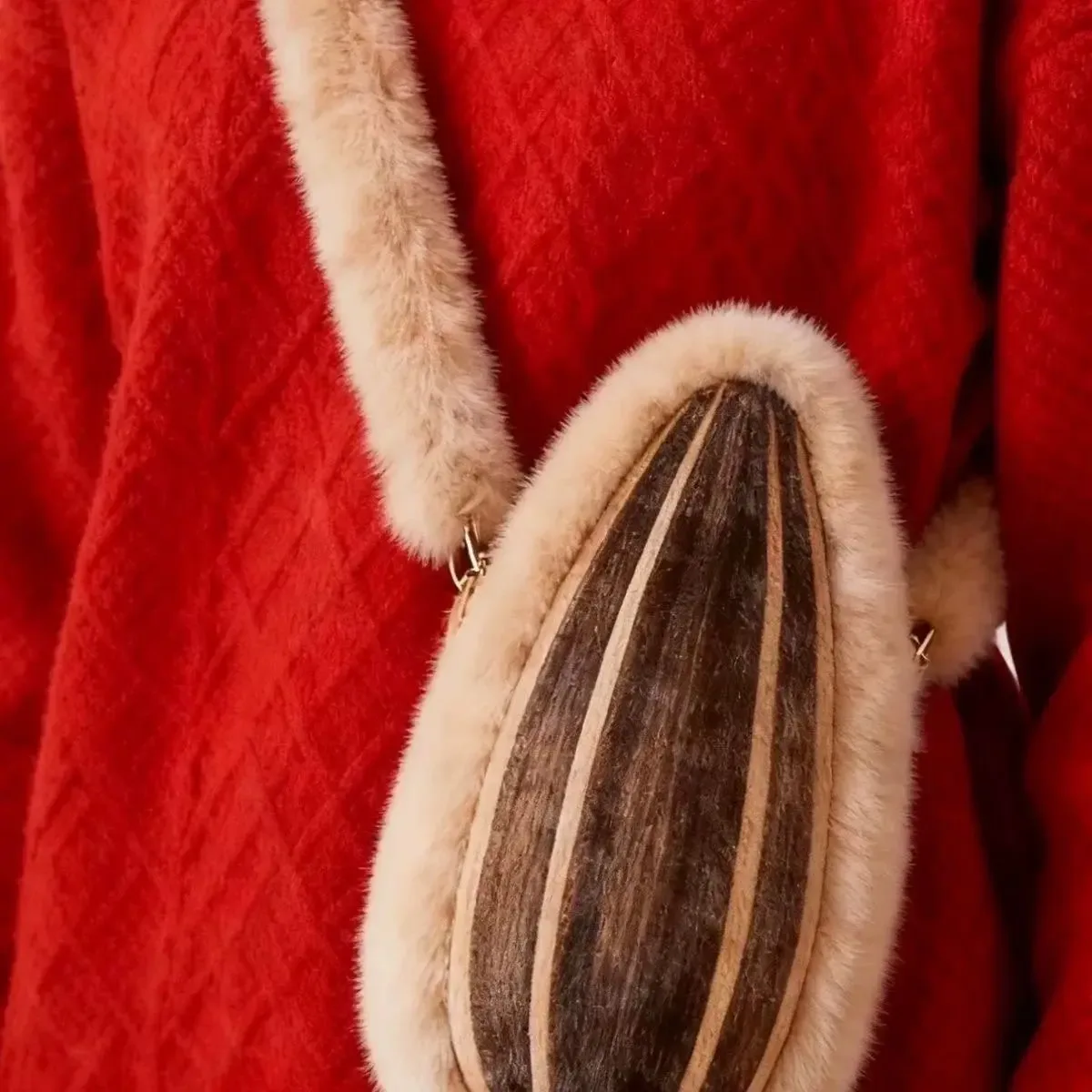 le nouveau sac à bandoulière simple en peluche créatif de sunflower seed est un cadeau de niche pour votre meilleur ami