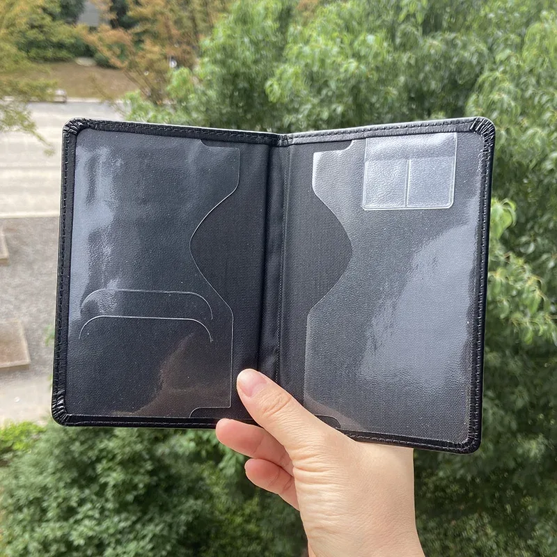 porte-passeport qatar, couverture de passeport de style moyen-oriental, étui en pu à la mode pour passeports, fente pour carte sim, organisateur de documents de voyage
