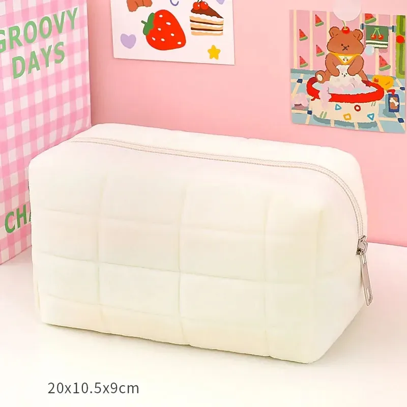 trousse de maquillage en peluche mignonne pour femmes, petits sacs à cosmétiques portables de voyage, trousse de toilette à fermeture éclair de couleur unie, pochette de lavage, sacs de rangement