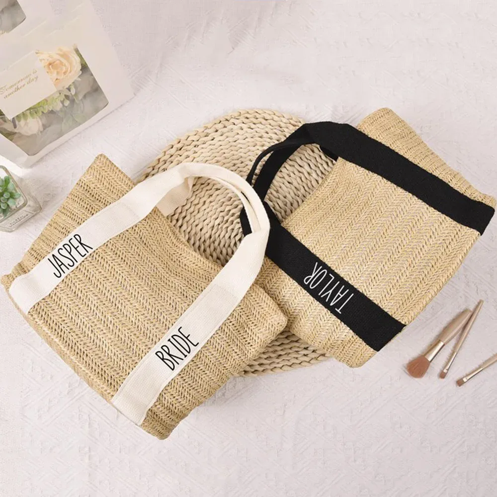 sac fourre-tout tissé en paille avec texte personnalisé, cadeaux de demoiselle d'honneur personnalisés, cadeaux de fête d'enterrement de vie de jeune fille, sac de plage en toile de jute