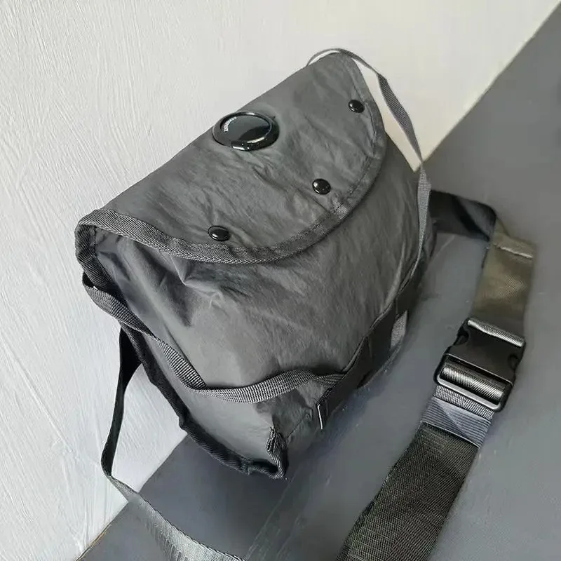 nouveau sac à bandoulière rétro pour homme, sac à bandoulière en nylon noir tendance, sac messager décontracté pour femme pour l'extérieur