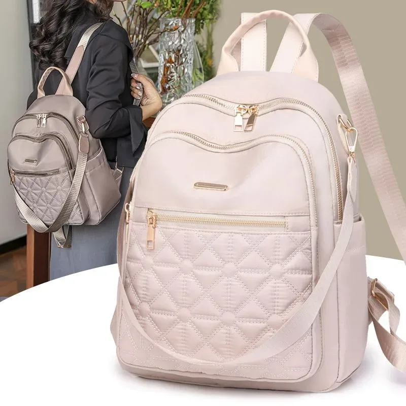 sac à dos en nylon léger pour femme, sac à dos simple polyvalent, sac de voyage pour femme, design de luxe, tendance décontractée, monochrome, nouvelle mode, 2025