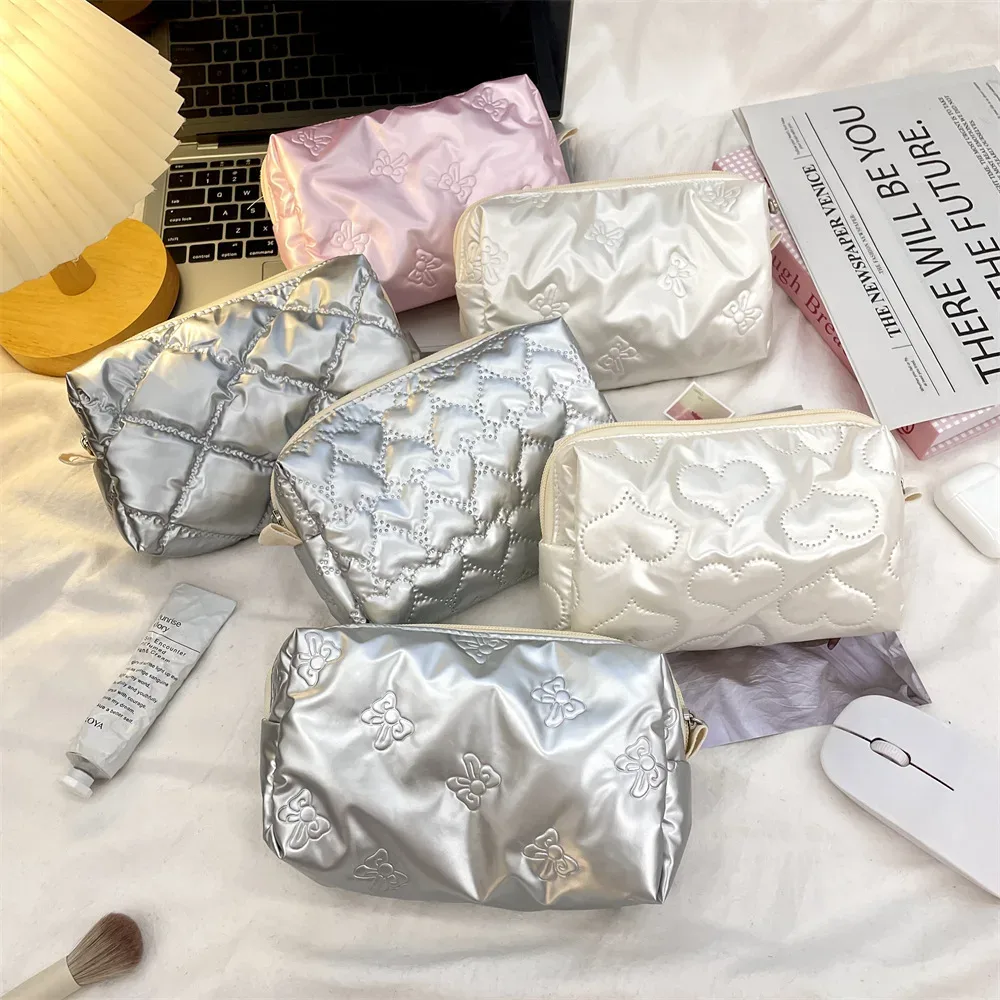 trousse satiny pu matelassé motifs papillons coeurs géométriques décontracté maquillage voyage cosmétiques blanc kaki gris vert argent doré