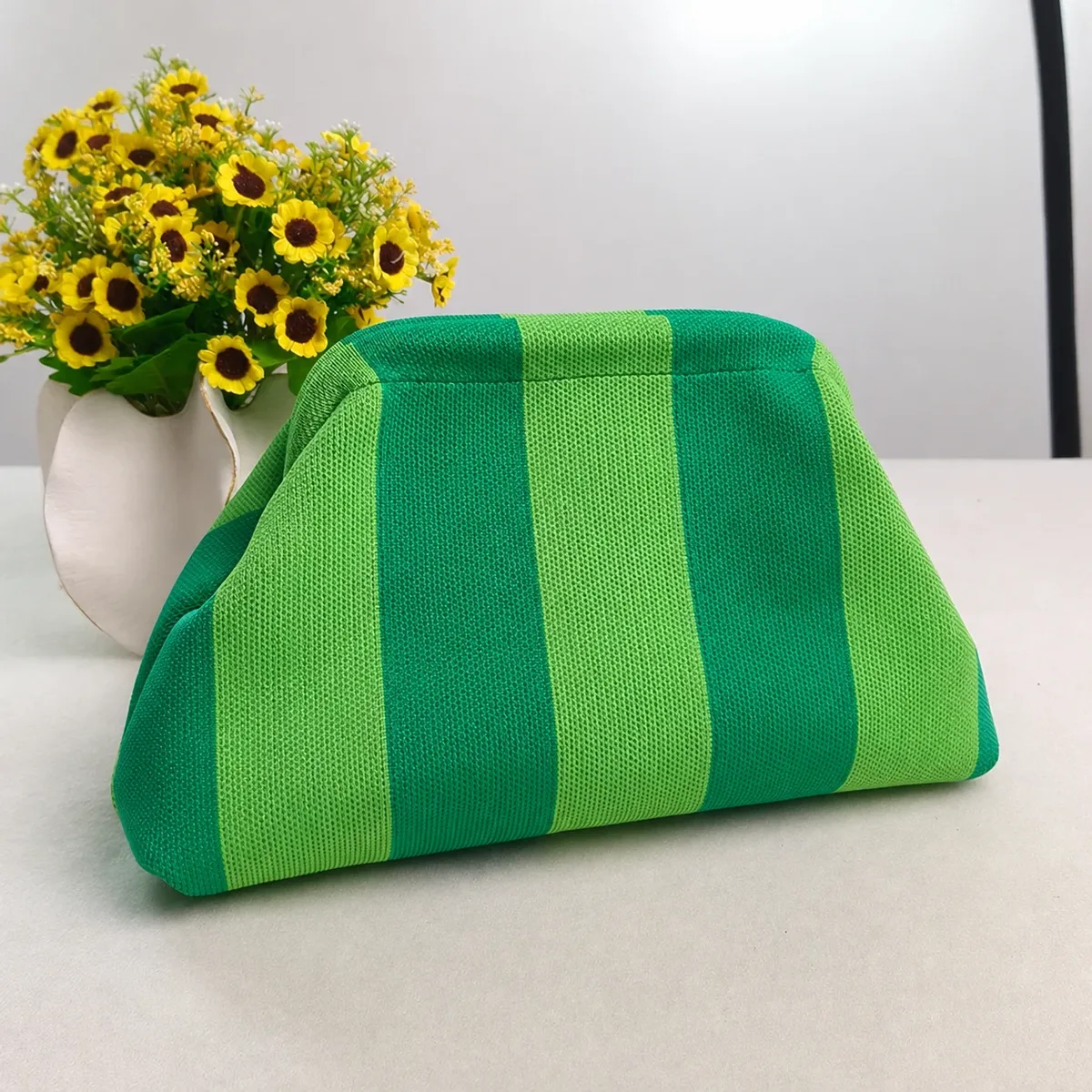 organisateur de maquillage portable, pochette tendance à motifs variés, sac à cosmétiques à main, sac à cosmétiques léger en tricot pour les trajets quotidiens