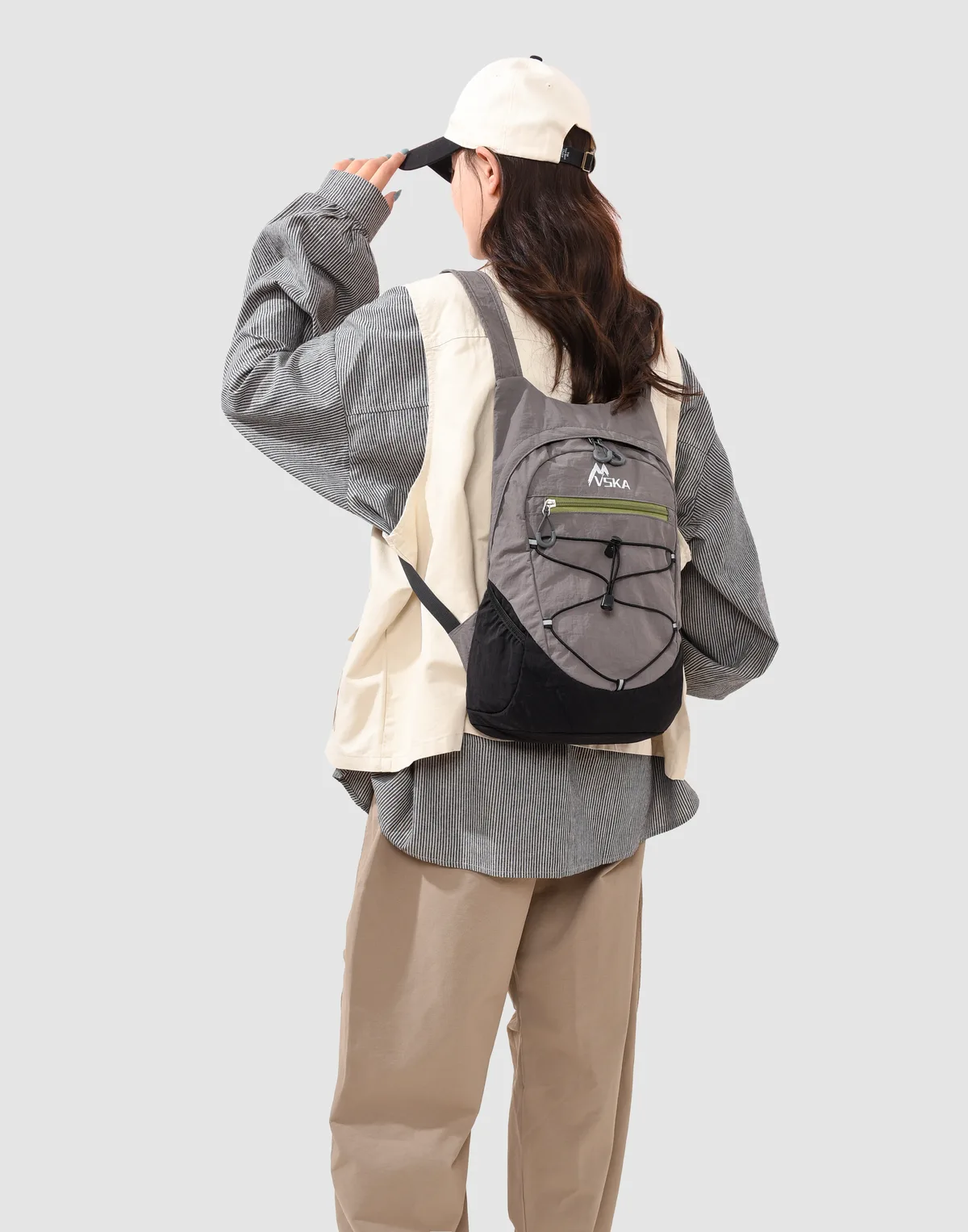 sac à dos de randonnée en plein air, sac à dos léger pliable et hydrofuge à plusieurs poches pour les voyages et les sports