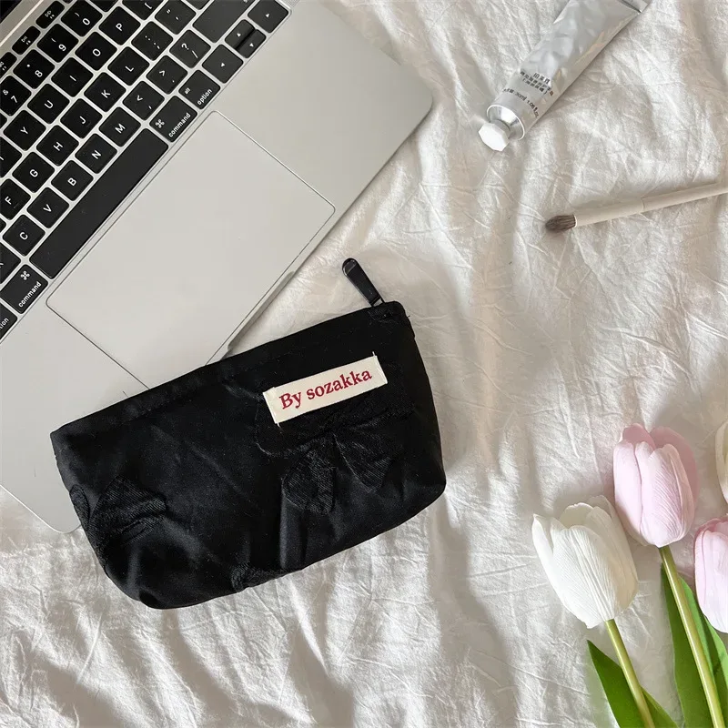 sac de rangement pour cosmétiques de voyage pour femmes, fleurs en relief français, portefeuille mignon, kits de maquillage, sacs à main, étui à crayons pour téléphone, sac d'évaluateurs
