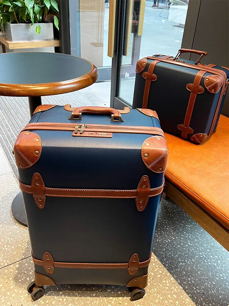 valise polypropylène bleu marron poignées latérales roulettes spinner intérieur beige rayé bagage voyage universel