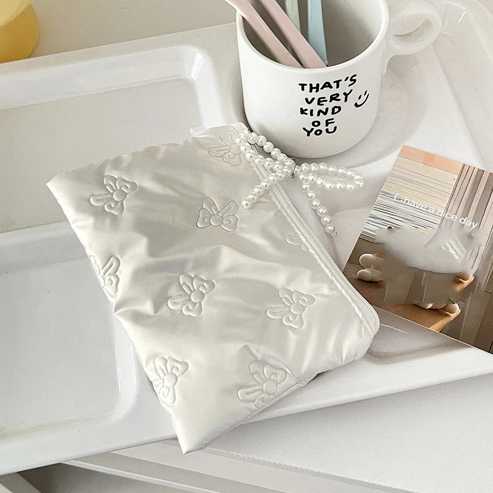sac à main de maquillage étanche de grande capacité, vente en gros, pochette de rangement de cosmétiques et de toilette pour femmes, sac carré élégant à fermeture éclair pour dames