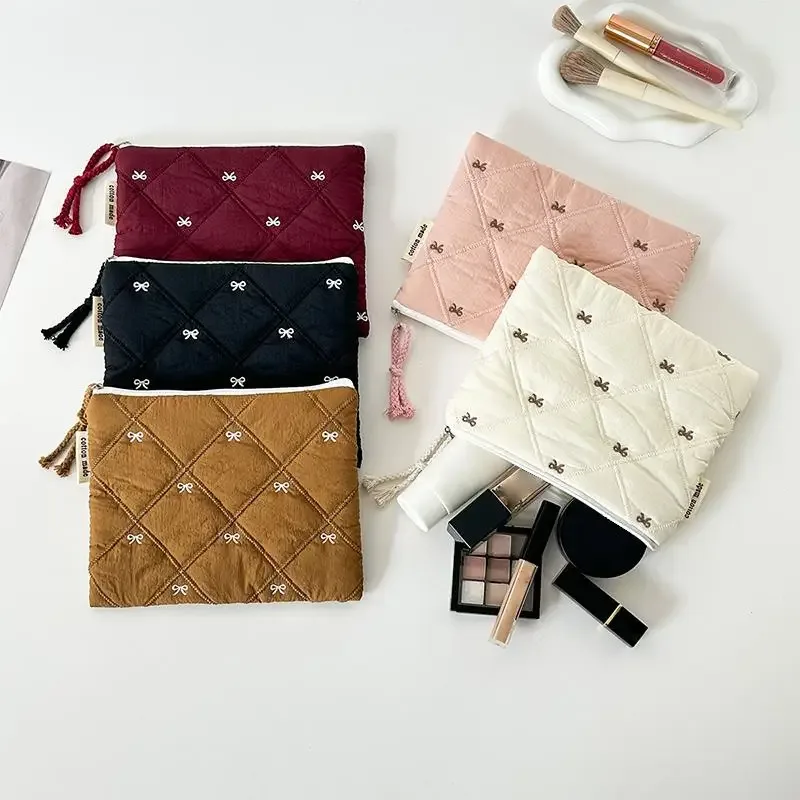 pochette à cosmétiques matelassée avec nœud brodé, grande capacité, sac à papeterie multifonctionnel, trousse à stylos
