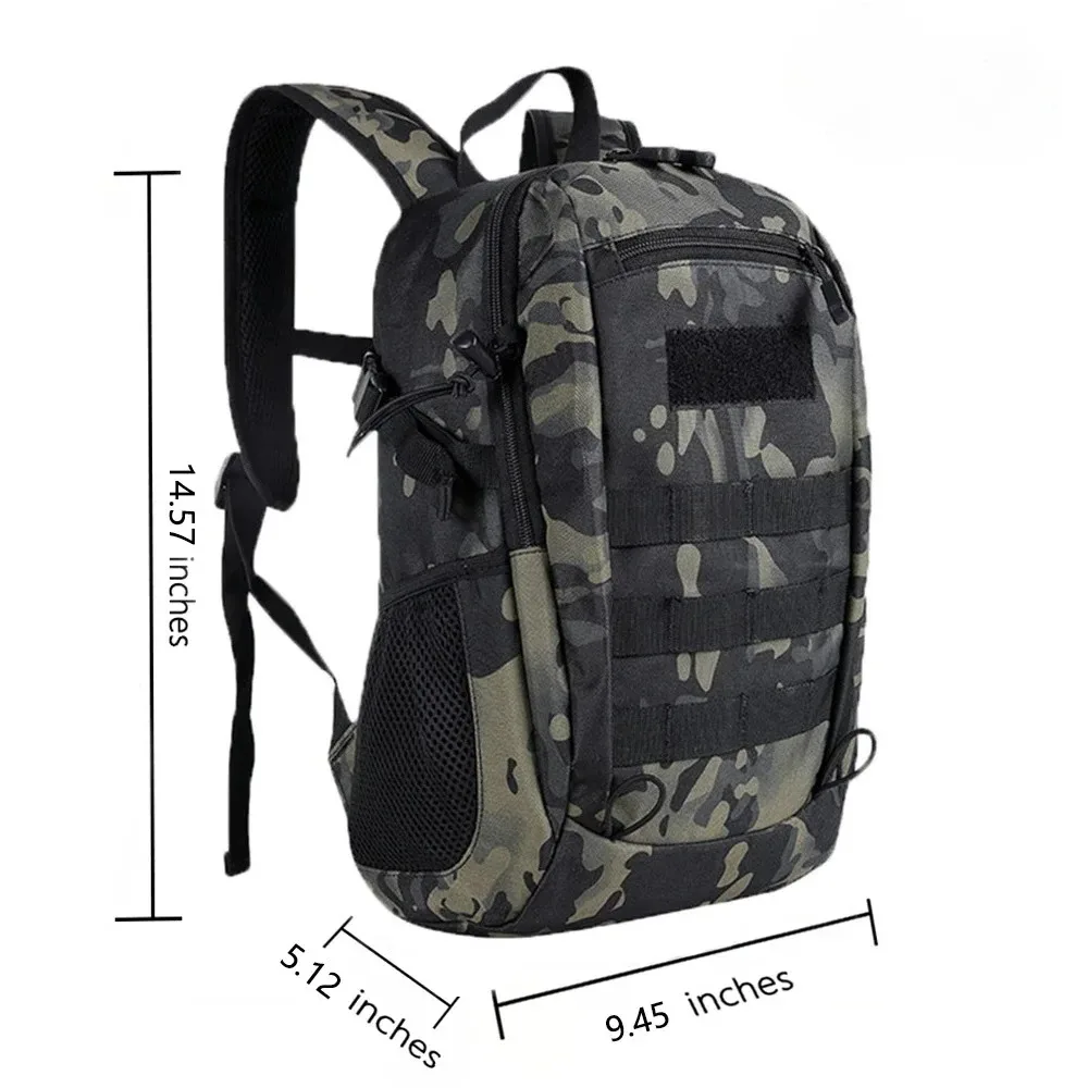 sac dos kaki bandes noires motif camouflage vert nylon polyestere poche integree fermeture éclair bandoulière arquée usage voyage extérieur sport camping chasse pechetrekking mini