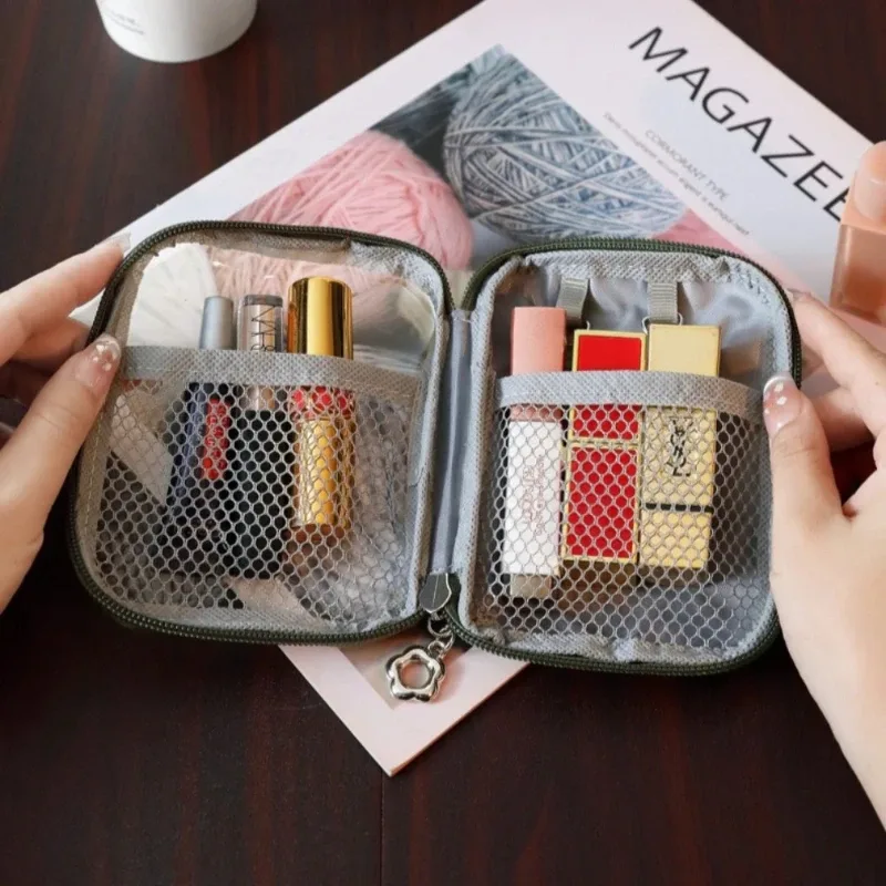 1 pièce - trousse de maquillage portable transparente avec compartiments tactiles, sac de rangement de voyage pour écouteurs bluetooth et chargeurs, sac de rangement pour portefeuille et trousse de toilette