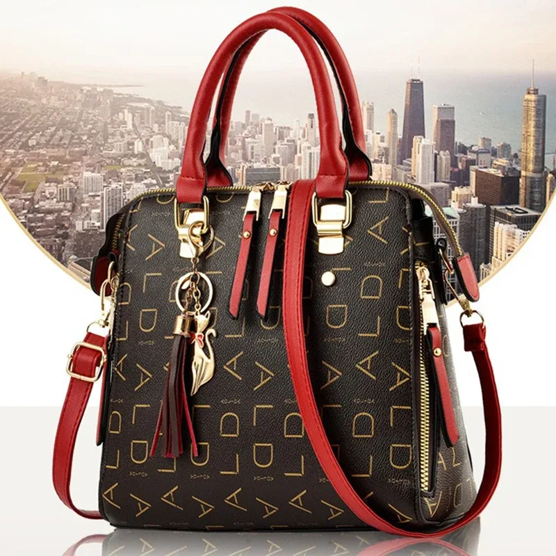 sac à main en cuir pu avec lettres anglaises pour femmes, sac à poignée supérieure avec pompon, sac à bandoulière de luxe de grande capacité, fourre-tout design