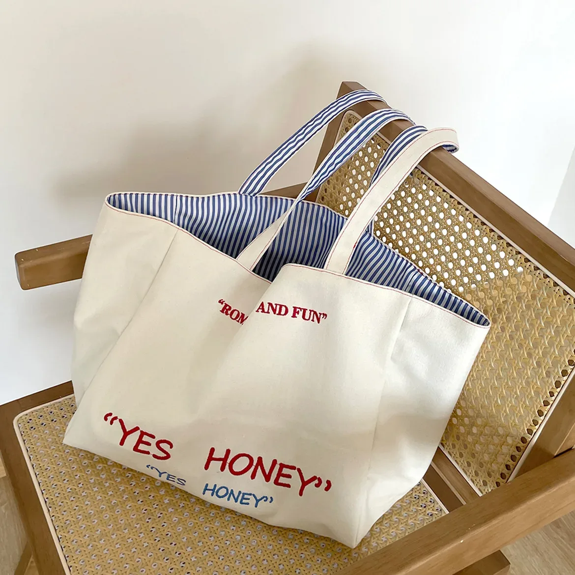 Sac à Main Double Face en Toile de Grande Capacité pour Femme, Fourre-Tout Réutilisable avec Lettres Brodées Rayées