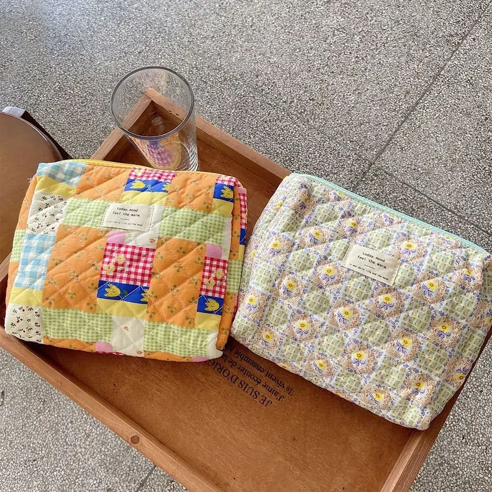 sac de maquillage coréen matelassé à fleurs pour femmes, trousse de toilette portable, sacs à main à couches, organisateur floral, pochette de rangement pour cosmétiques