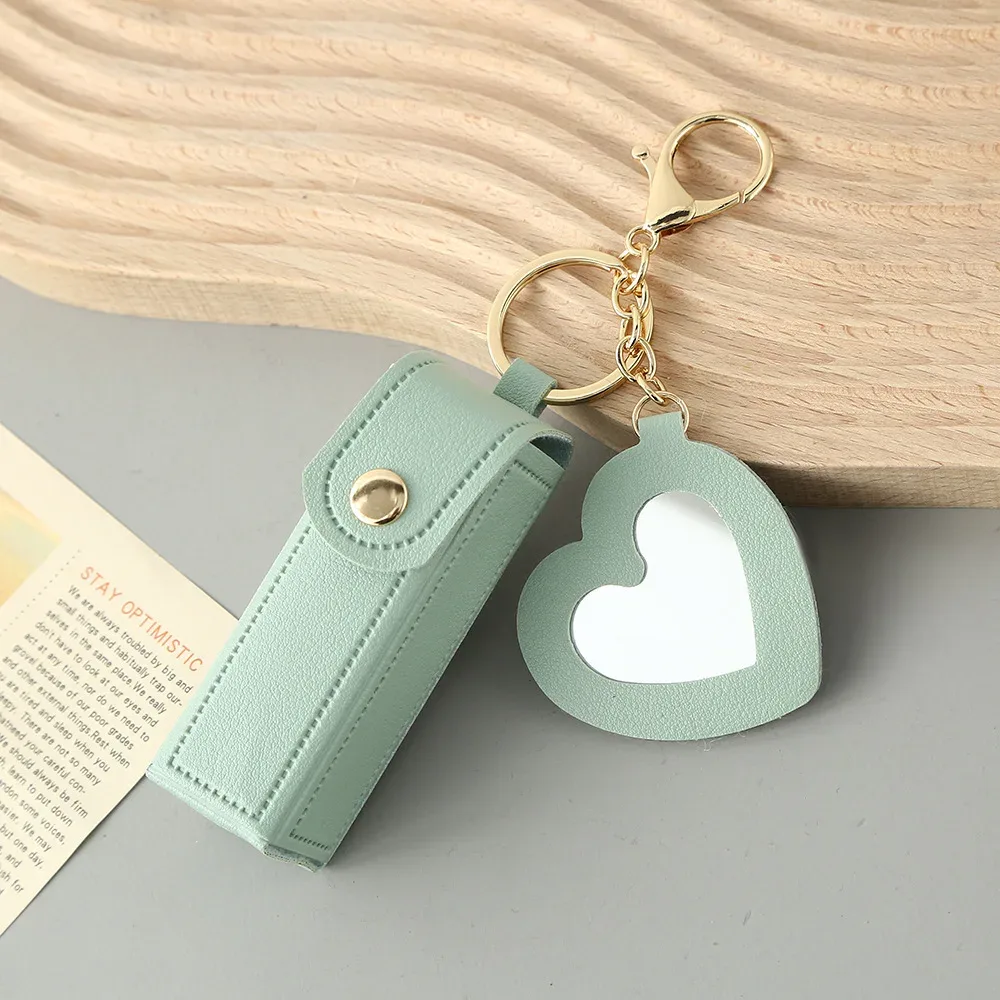 trousse toilette cuir motif coeur poignée portecles beige rose noir marron rouge voyage cosmetique miniature