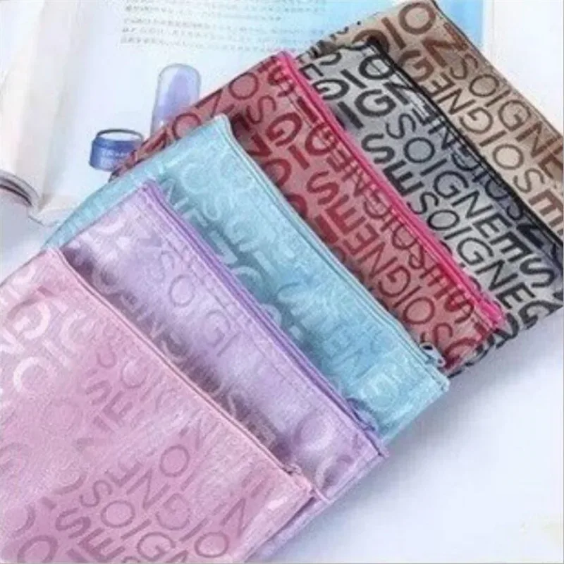 trousse de maquillage fille avec imprimé cœur et lettres, sac de rangement pour articles de toilette, organisateur de maquillage, trousse de beauté