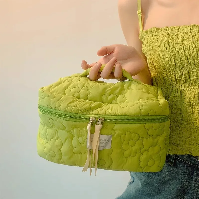 sac de maquillage à motif de fleurs douces pour femmes, organisateur de cosmétiques de toilette, sac à fermeture éclair, pochette de lavage de voyage, sac à cosmétiques, sacs de maquillage féminins