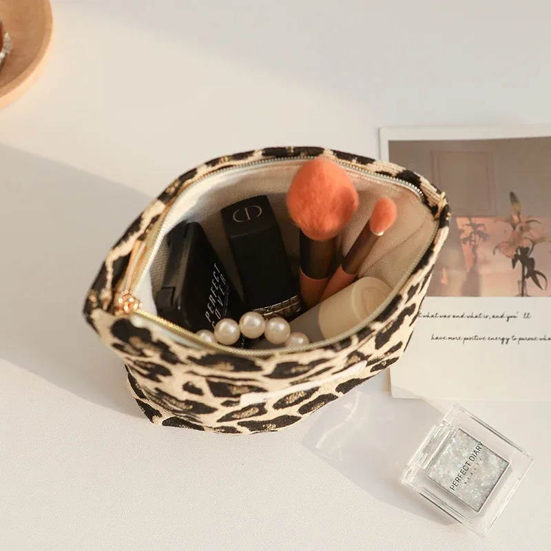 petit porte-monnaie imprimé léopard, sac de maquillage pour femmes, sac de rangement de cosmétiques portable, sac de rouge à lèvres à la mode, sac de doublure pour les déplacements quotidiens