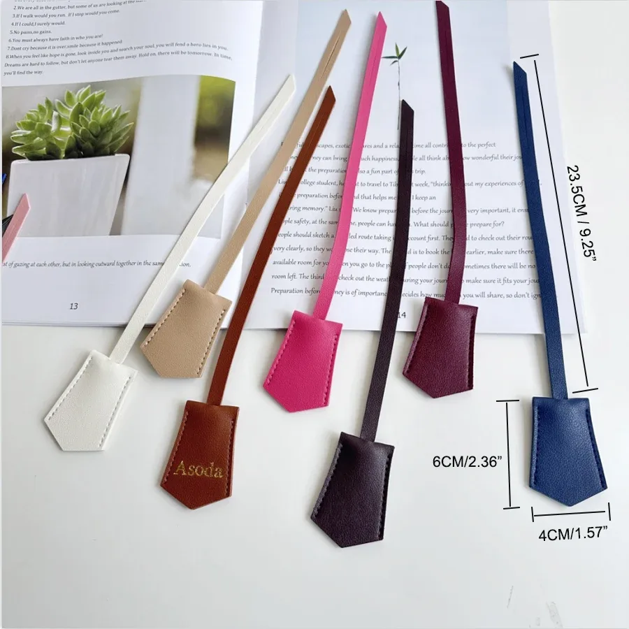 lettre personnalisable gratuite, nouveaux accessoires de sac en cuir pu, pendentif d'étiquette de bagage personnalisé multicolore, en stock pour garçons et filles