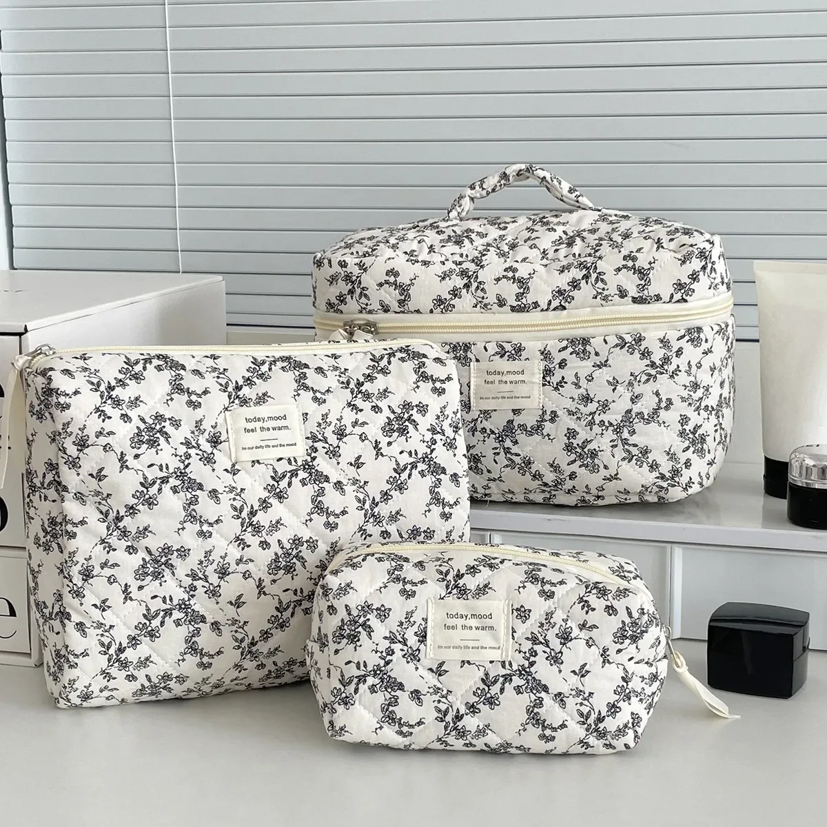 sac à cosmétiques en coton à fleurs noires pour femmes, 1 pièce, sacs de rangement en tissu, petite pochette de voyage de grande capacité, étui de maquillage pour femmes