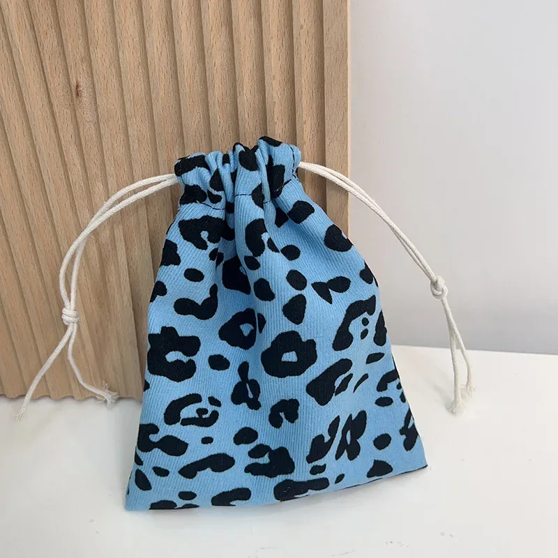 mini sac de rangement cosmétique à imprimé floral, sac de rouge à lèvres de maquillage wstring de proximité, petit gril, sac d'emballage de chaussettes de sous-vêtements de voyage