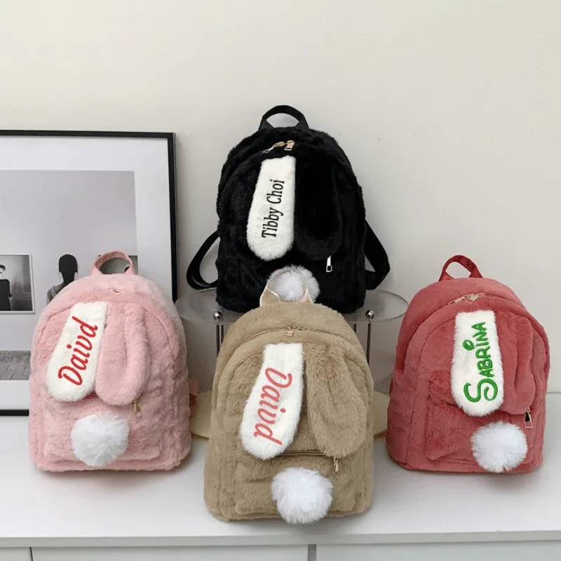 sac à dos léger et décontracté avec nom personnalisé, design d'oreille de lapin en peluche, cadeaux d'anniversaire parfaits pour la saison scolaire pour filles