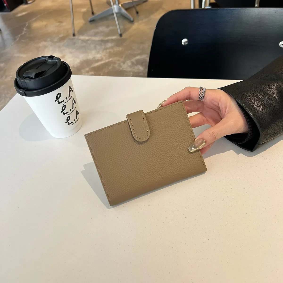 porte-passeport ultra-fin en cuir véritable avec nom personnalisé, nouveau porte-carte multifonctionnel, porte-billets, sac de rangement