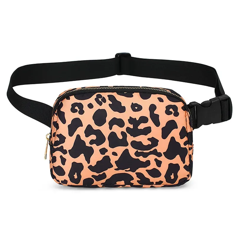 sac banane à fermeture éclair pour femmes, sac de poitrine pour sports de plein air, sac à bandoulière décontracté voyage, sac de ceinture, pochette d'argent, 2024