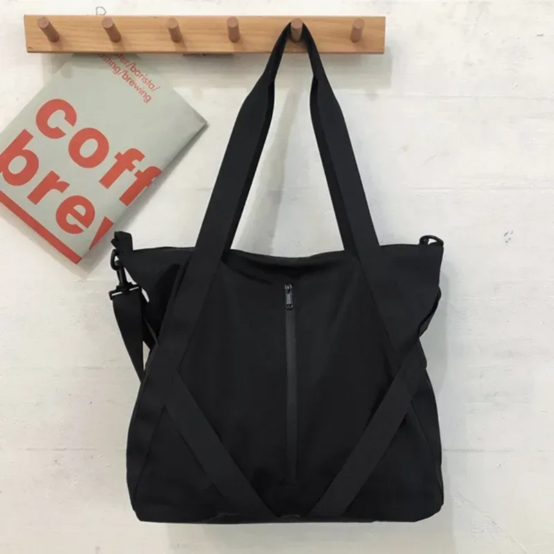 sac fourre-tout décontracté pour homme, grand sac à main pour homme, sac à bandoulière de grande capacité, adapté aux voyages de courte distance, mode initiée